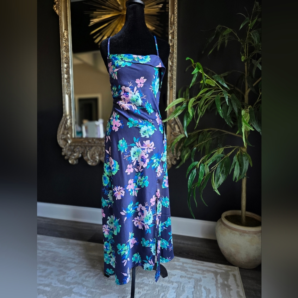 ASTR the Label Navy Floral Slip Maxi Dress - Blue & Pink Blooms NWT sz XS